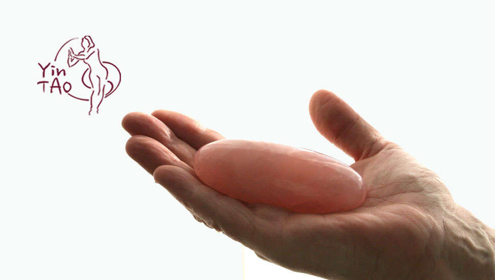 Lingam zur Selbstverzückung aus Rosenquarz